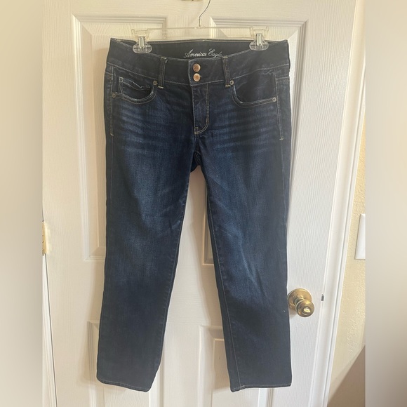 American Eagle Ankle/Cropped Jeans Artist Size 8 - Picture 1 of 7